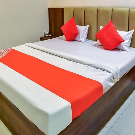 Oyo 78471 Hotel Platinum Bilāspur Kültér fotó